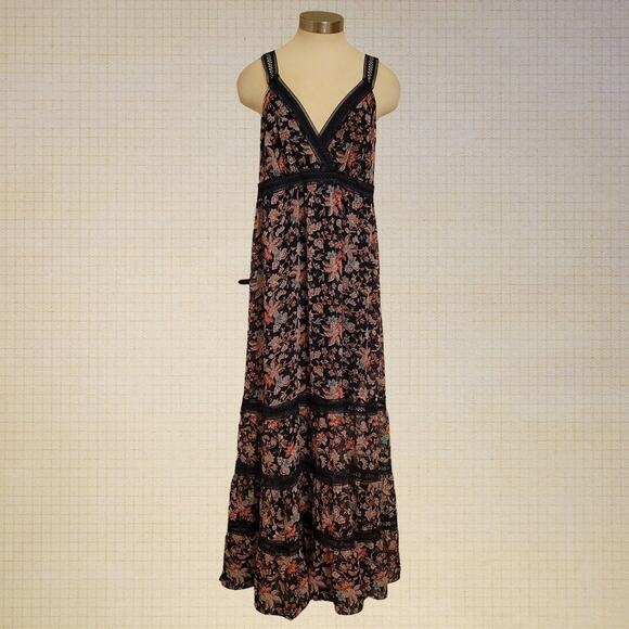 Express Dresses & Skirts - Express Floral Maxi Dress Black Multicolor Women's Medium NWT Lace Trim Boho